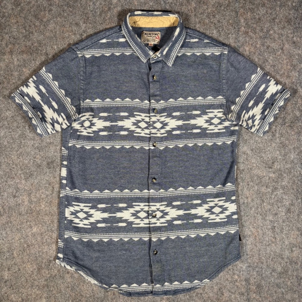 Burton‎ Button Up Shirt Mens S Blue White Southwestern Aztec Short Sleeve  READ